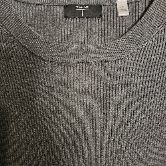 TAHARI Charcoal Gray Ribbed Pullover Sweater with Silver Button Accents Sz L - Picture 6 of 9